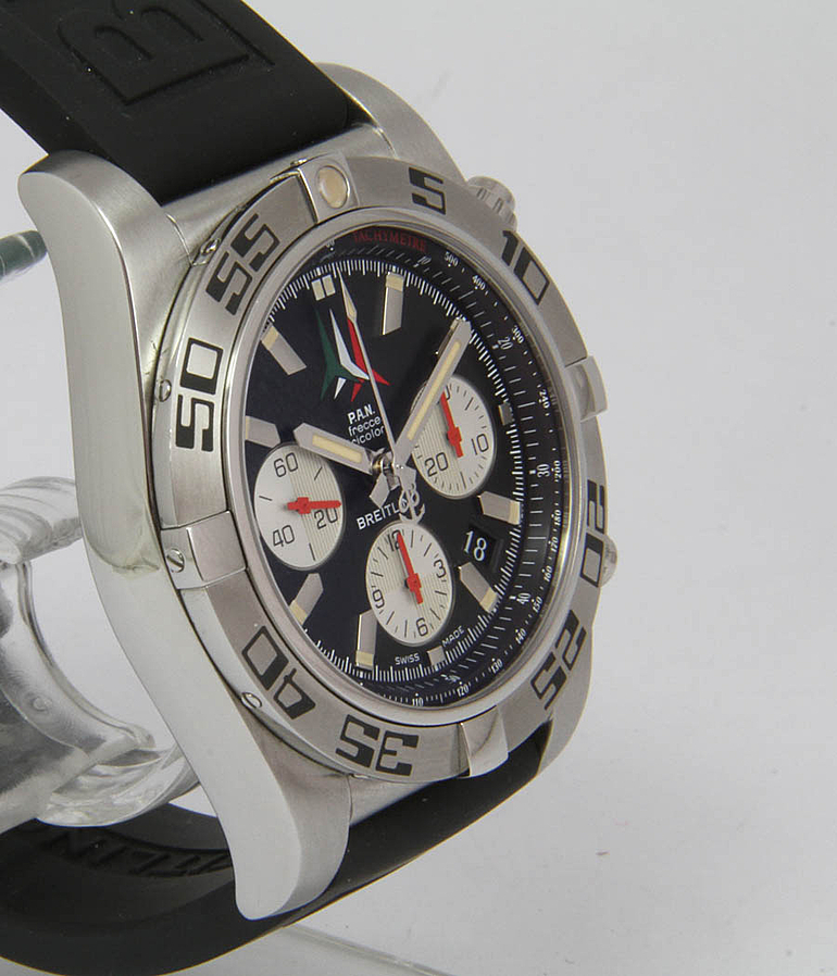 BREITLING Chronomat Ref. AB 0110