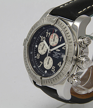 BREITLING Superavenger Ref. A 13370