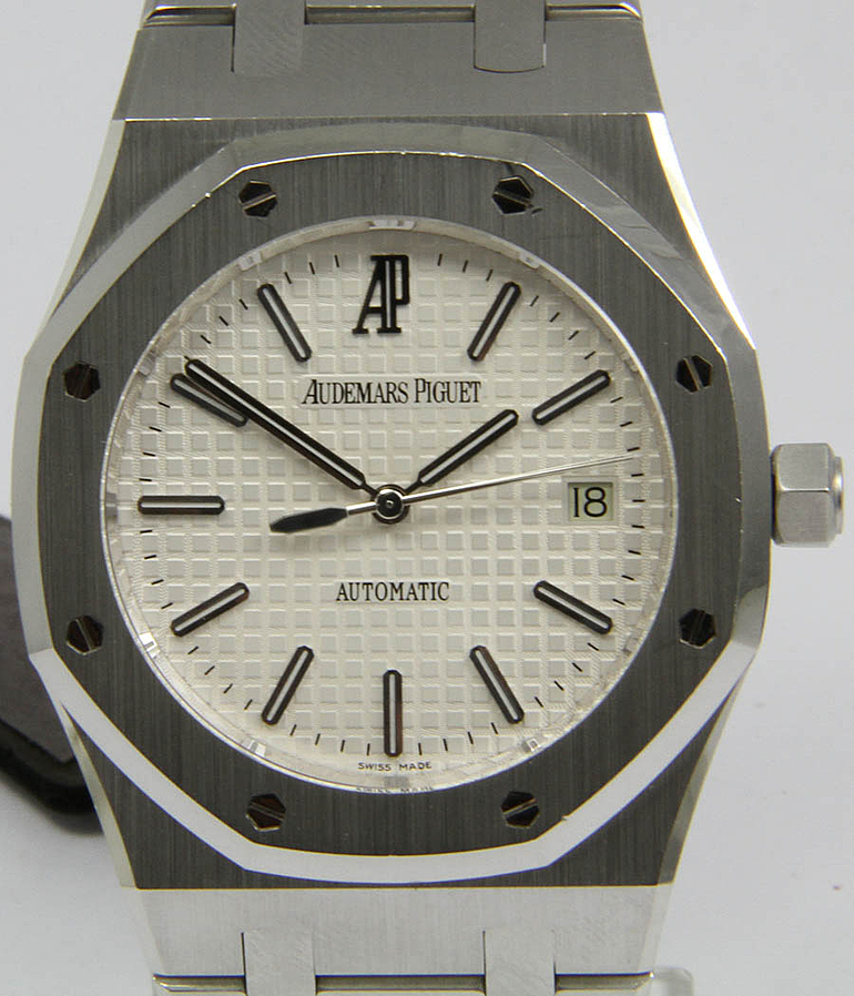 AUDEMARS PIGUET Royal Oak Ref. 15300ST.OO.1220ST.01