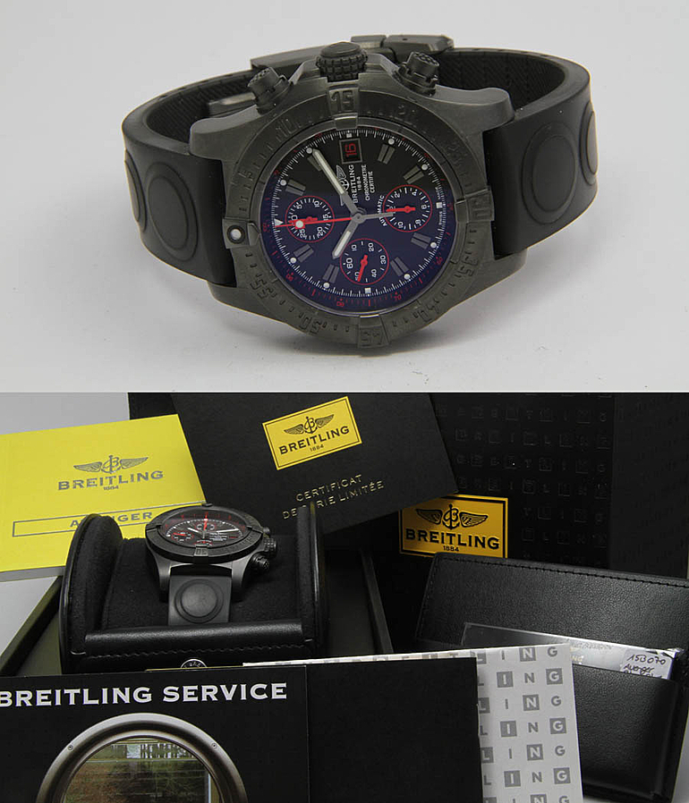 BREITLING Superavenger Ref. M 13380