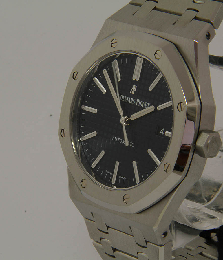 AUDEMARS PIGUET Royal Oak Ref. 15400ST.OO.1220ST.03