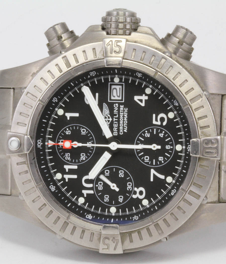 BREITLING Superavenger Ref. E 13380