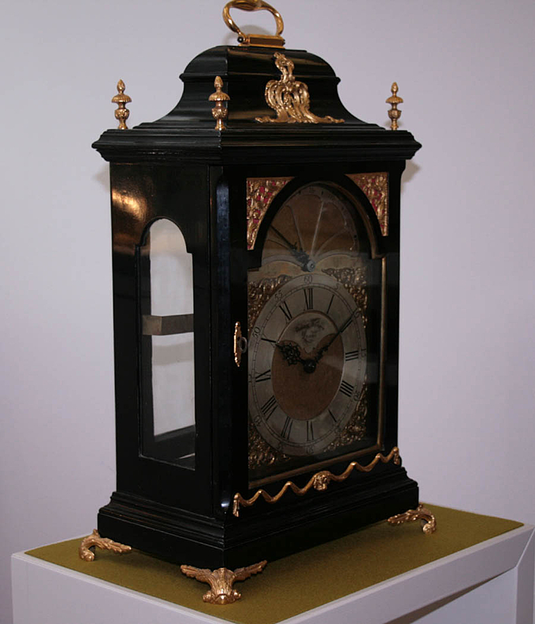 BRACKET CLOCK