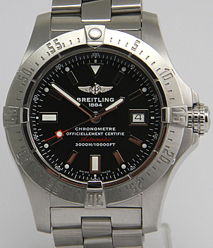 BREITLING Superavenger Ref. A 17330