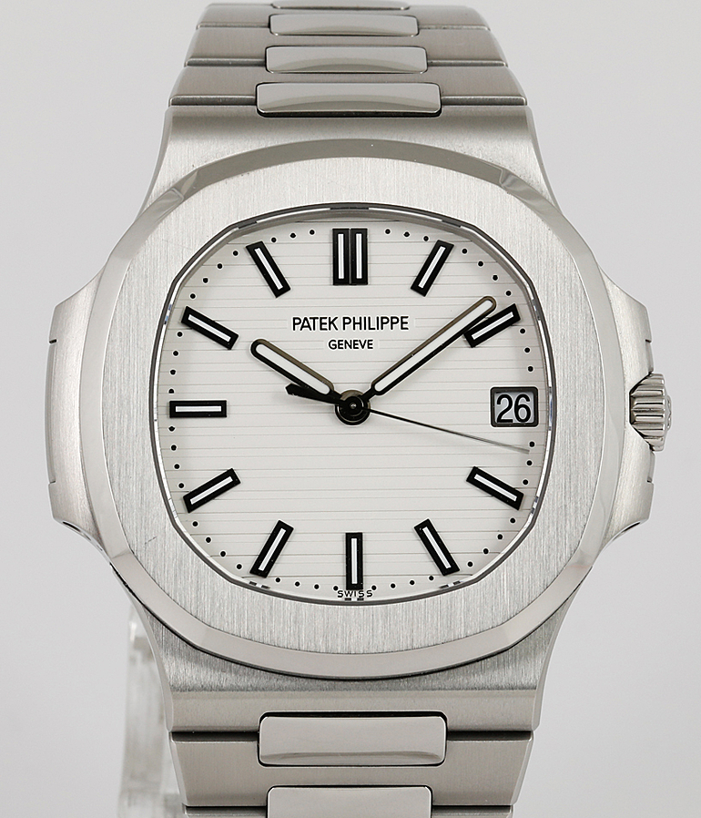 PATEK PHILIPPE Nautilus Ref. 5711/1A-011