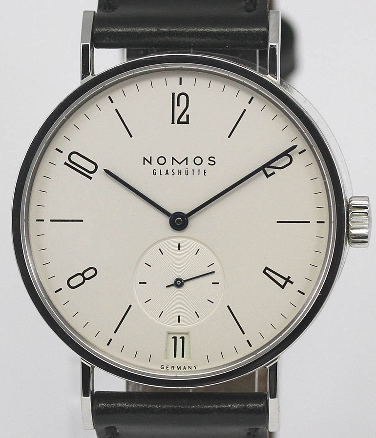 NOMOS Tangente
