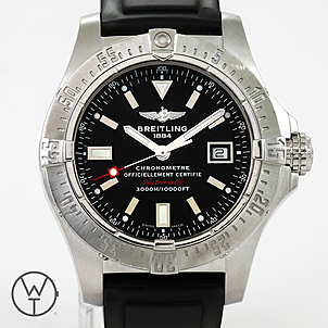 BREITLING Superavenger Ref. A 17330