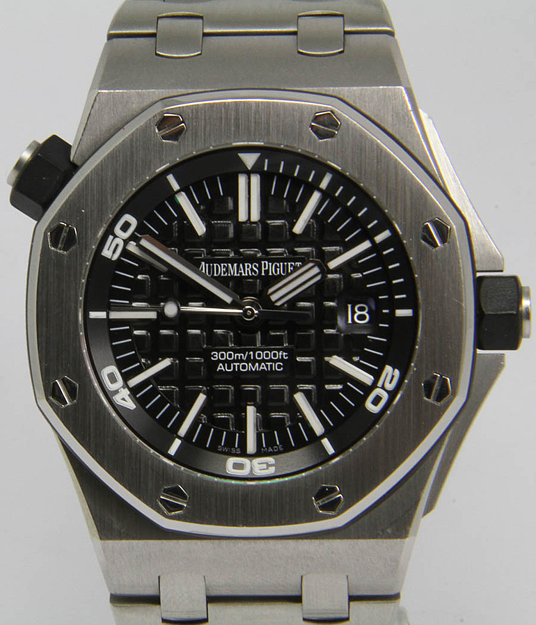 AUDEMARS PIGUET Royal Oak Ref. 15703 ST