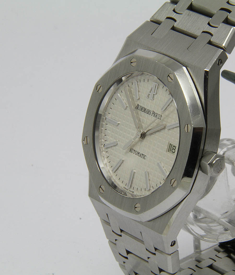 AUDEMARS PIGUET Royal Oak Ref. 15300ST.OO.1220ST.01