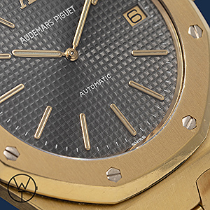 AUDEMARS PIGUET Royal Oak Ref. 5402 BA