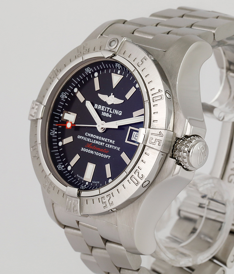 BREITLING Superavenger Ref. A 17330