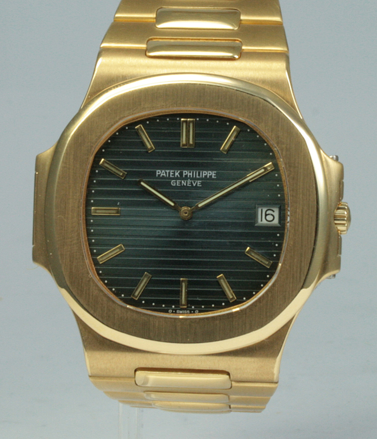 PATEK PHILIPPE Nautilus Ref. 3700