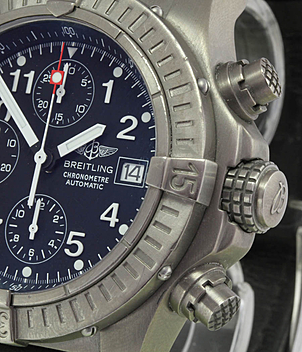 BREITLING Superavenger Ref. E 13360