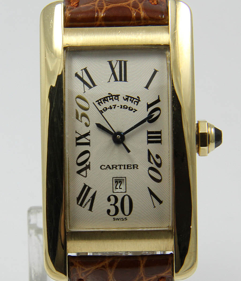 CARTIER Tank