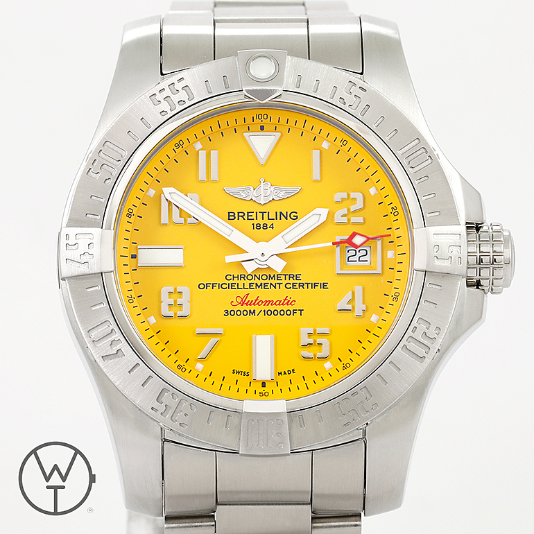 BREITLING Avenger Ref. A1733110/I519