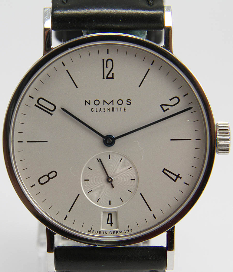NOMOS Tangomat