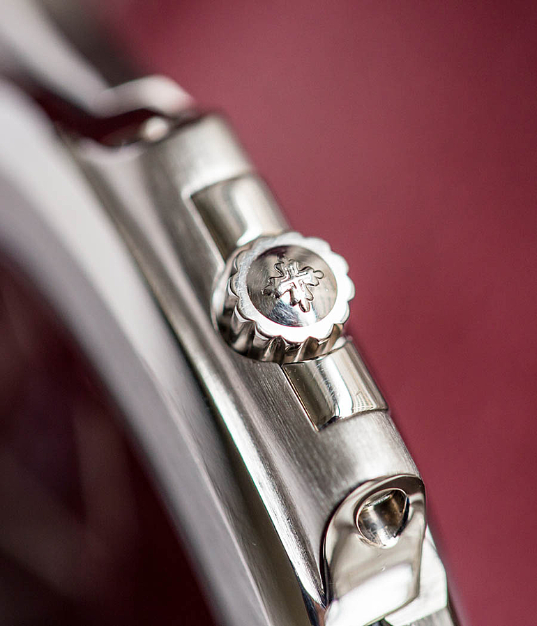 PATEK PHILIPPE Nautilus Ref. 3711 G