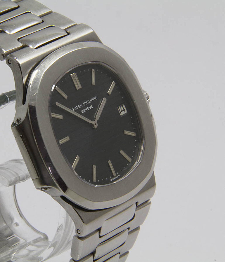 PATEK PHILIPPE Nautilus Ref. 3700