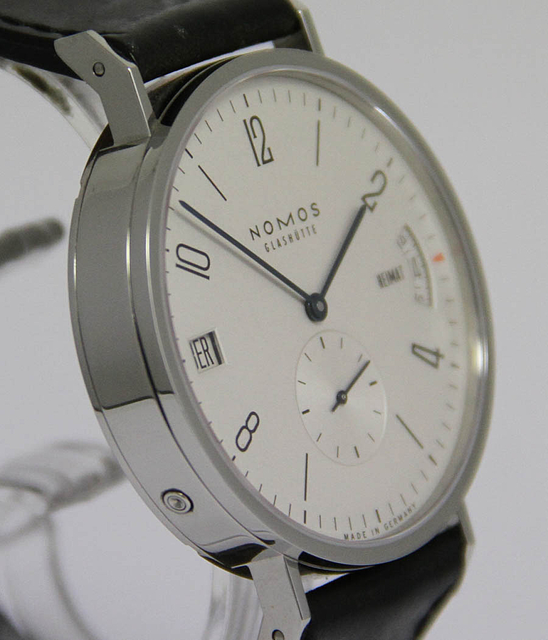 NOMOS Tangente
