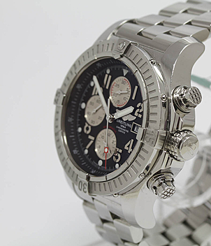 BREITLING Superavenger Ref. A1337011/B973