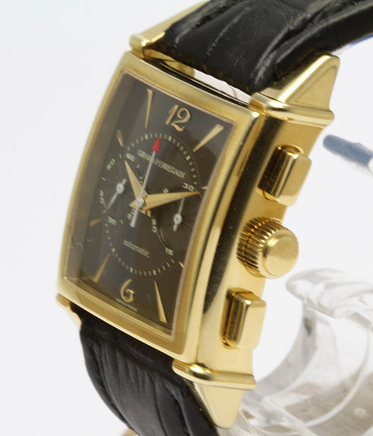 GIRARD-PERREGAUX Vintage 1945 Ref. 2599