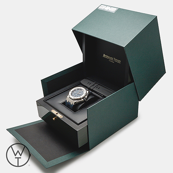 AUDEMARS PIGUET Royal Oak Ref. 15720ST.OO.A027CA.01