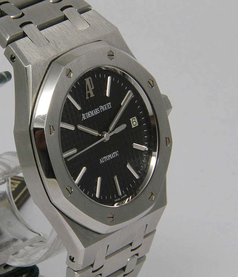 AUDEMARS PIGUET Royal Oak Ref. 15300 ST