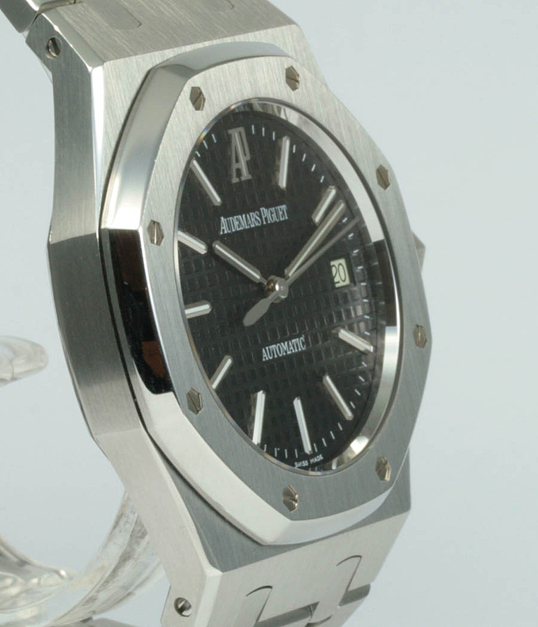 AUDEMARS PIGUET Royal Oak Ref. 15300 ST