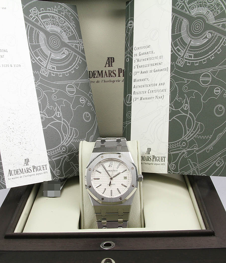 AUDEMARS PIGUET Royal Oak Ref. 15300ST.OO.1220ST.01