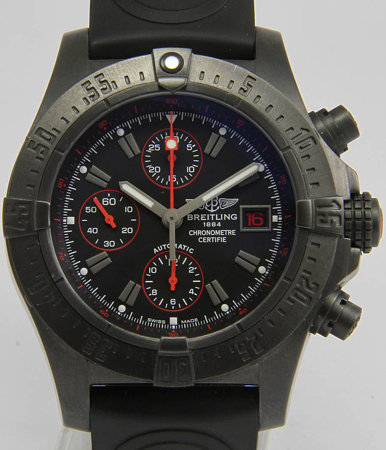 BREITLING Superavenger Ref. M 13380