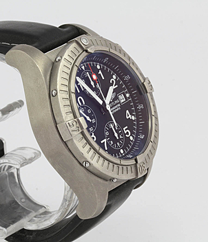 BREITLING Superavenger Ref. E 13360