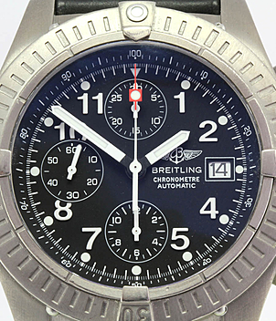 BREITLING Superavenger Ref. E 13360