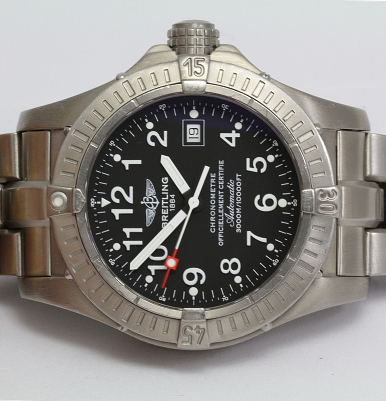 BREITLING Superavenger Ref. A 17370