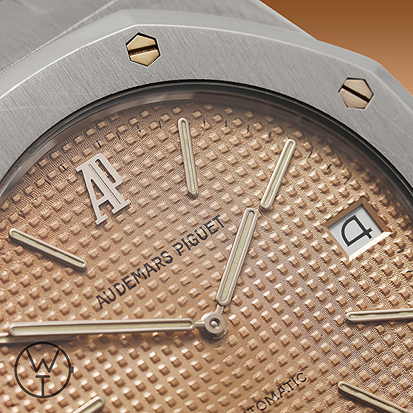 AUDEMARS PIGUET Royal Oak Ref. 14802 ST Salmon Dial