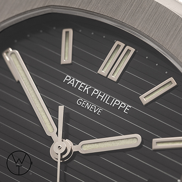 PATEK PHILIPPE Nautilus Ref. 3711/1G-001