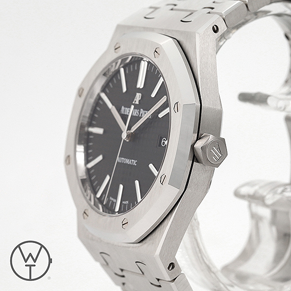 AUDEMARS PIGUET Royal Oak Ref. 15400ST.OO.1220ST.01