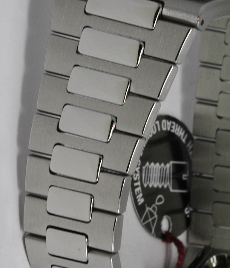 PATEK PHILIPPE Nautilus Ref. 5712