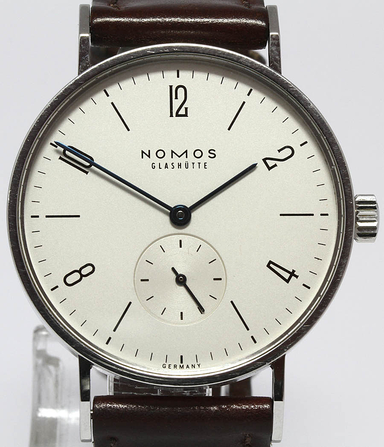 NOMOS Tangente
