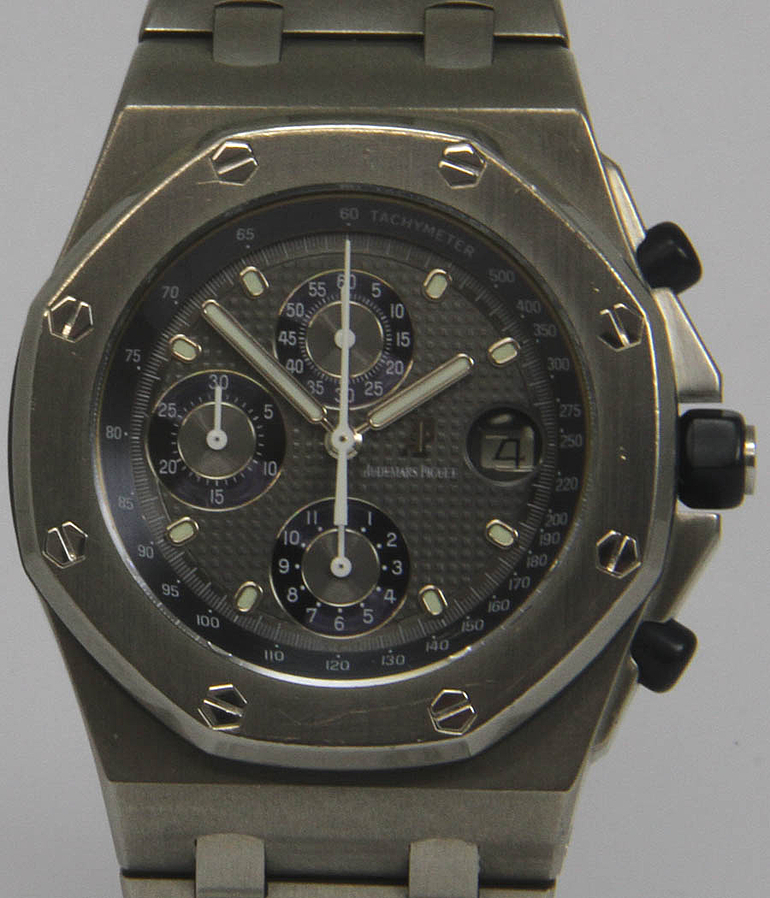 AUDEMARS PIGUET Royal Oak Ref. 25721 TI