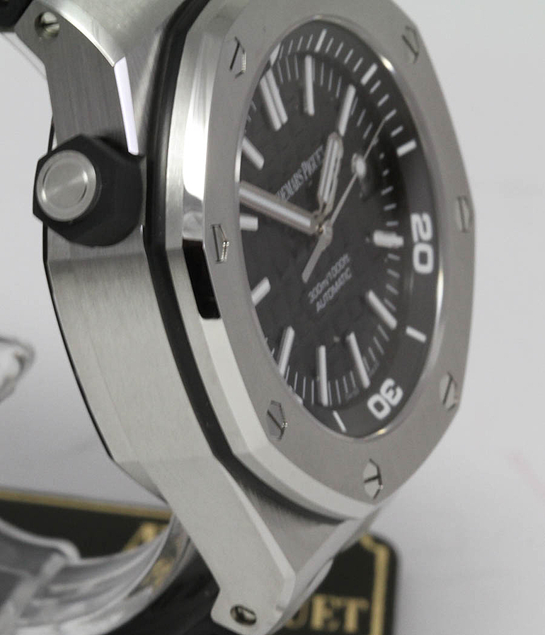 AUDEMARS PIGUET Royal Oak Ref. 15703 ST