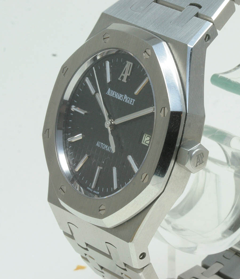 AUDEMARS PIGUET Royal Oak Ref. 15300 ST
