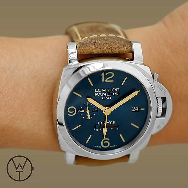 PANERAI Luminor Ref. PAM 00689