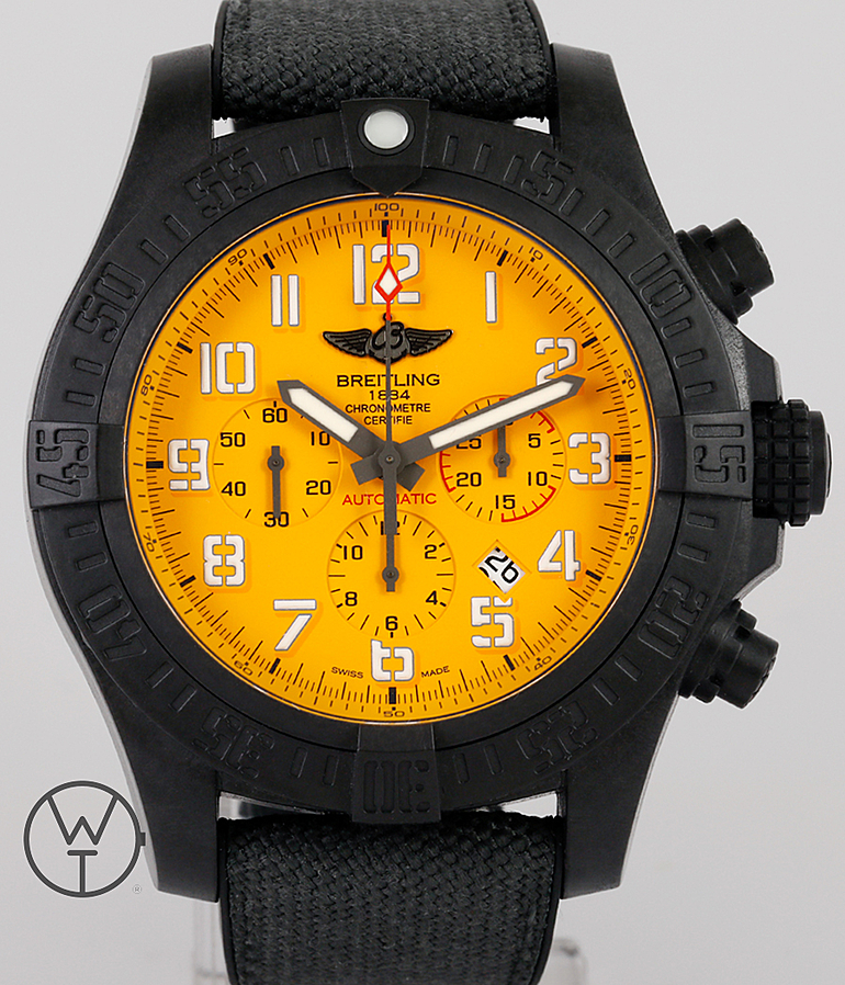 BREITLING Avenger Ref. XB0170E4