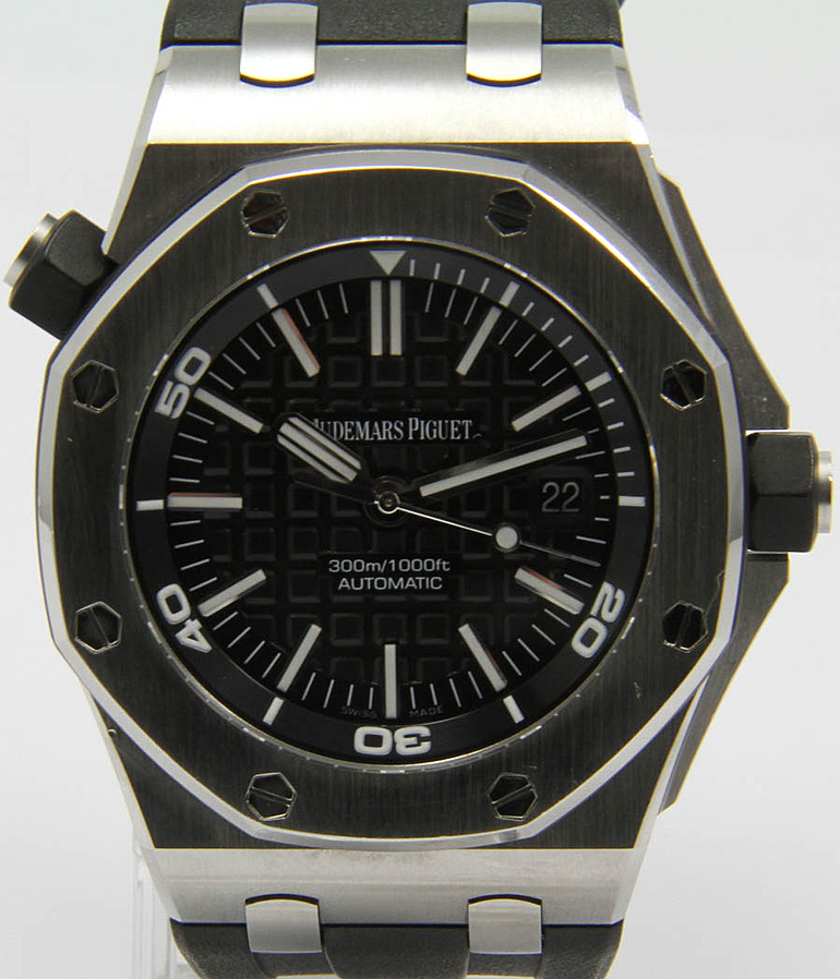AUDEMARS PIGUET Royal Oak Ref. 15703 ST