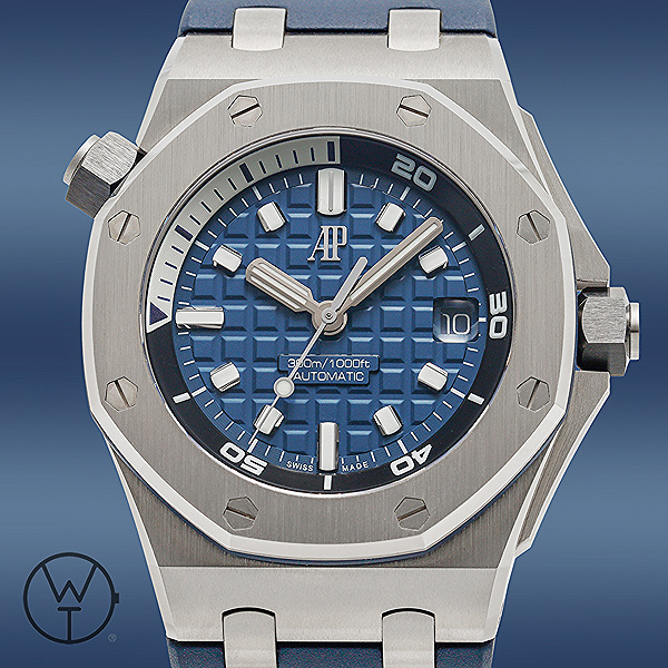 AUDEMARS PIGUET Royal Oak Ref. 15720ST.OO.A027CA.01