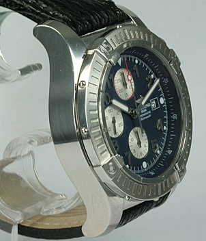 BREITLING Superavenger Ref. A 13370