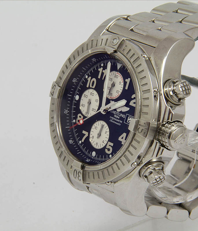 BREITLING Superavenger Ref. A 13370