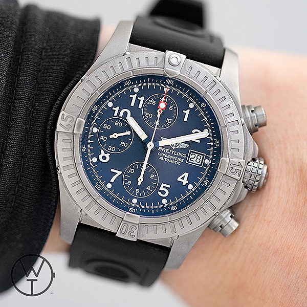 BREITLING Superavenger Ref. E 13360