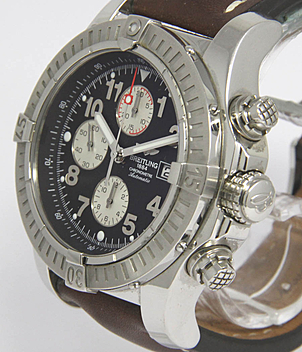 BREITLING Superavenger Ref. A 13370