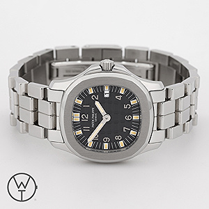 PATEK PHILIPPE Aquanaut Ref. 4960/1A-001